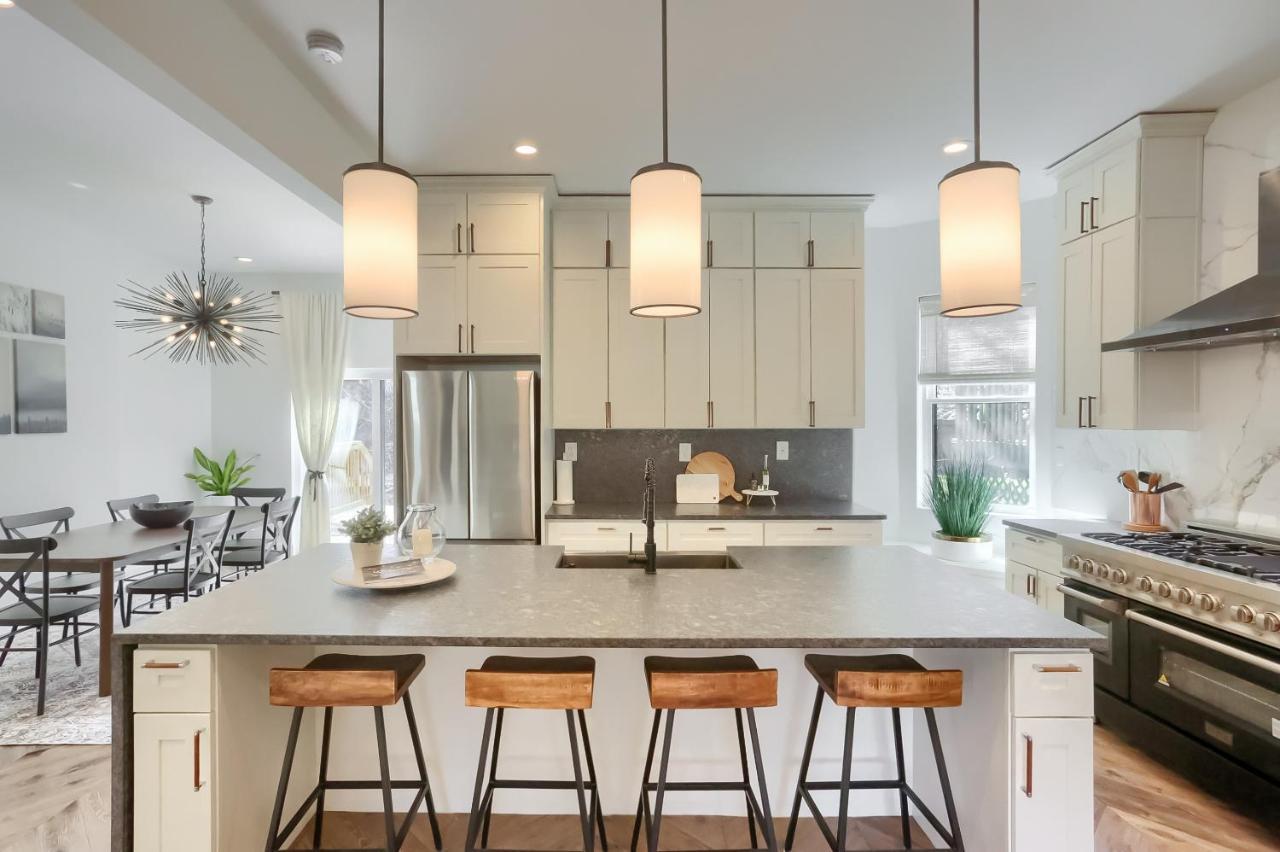 Newly Renovated Victorian Gem Perfect Space For Family Vacations! Pittsburgh Esterno foto