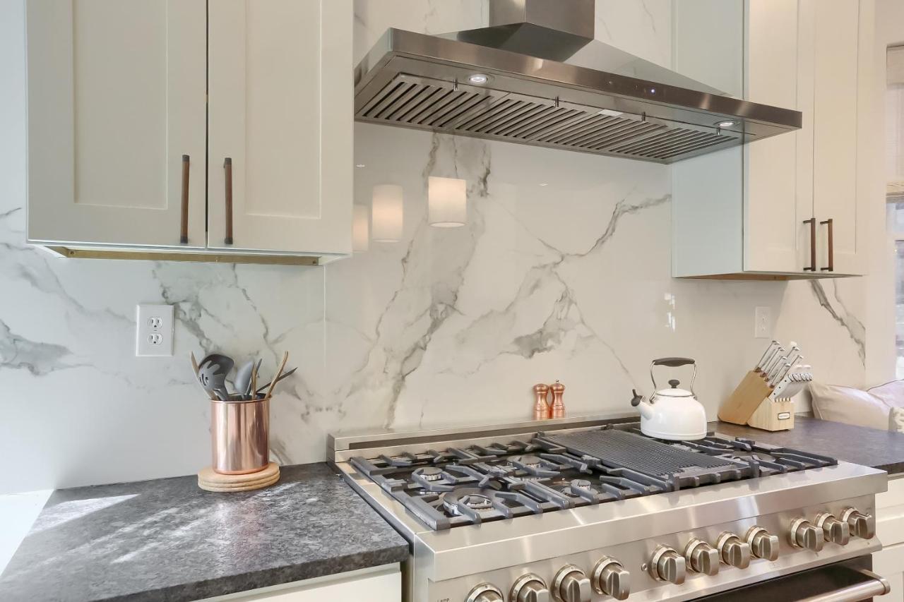 Newly Renovated Victorian Gem Perfect Space For Family Vacations! Pittsburgh Esterno foto