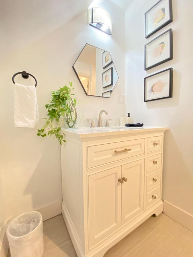 Newly Renovated Victorian Gem Perfect Space For Family Vacations! Pittsburgh Esterno foto